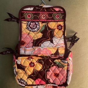 Vera Brady mini hanging organizer